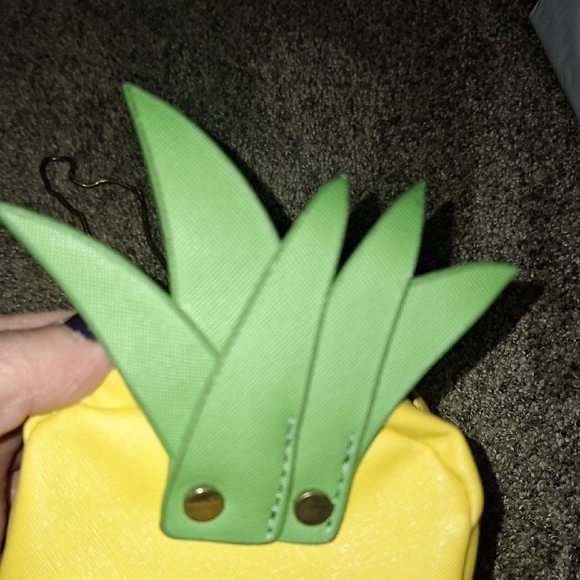 Small Pineapple Crossbody Bag - Yellow Green Cutout - Picture 14 of 14